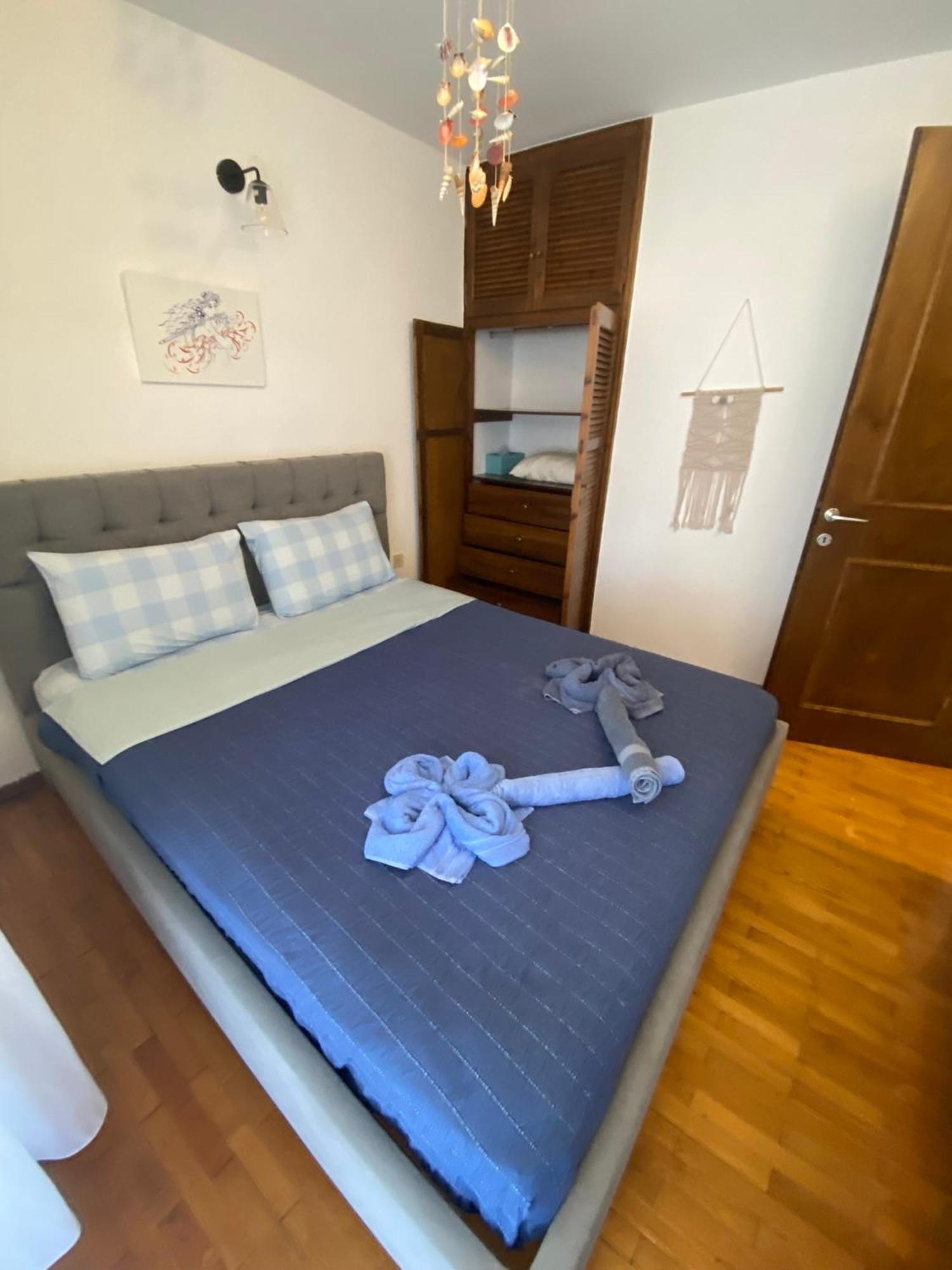 Irini Seaside Apartment PalaiónTsiflíkion Eksteriør bilde